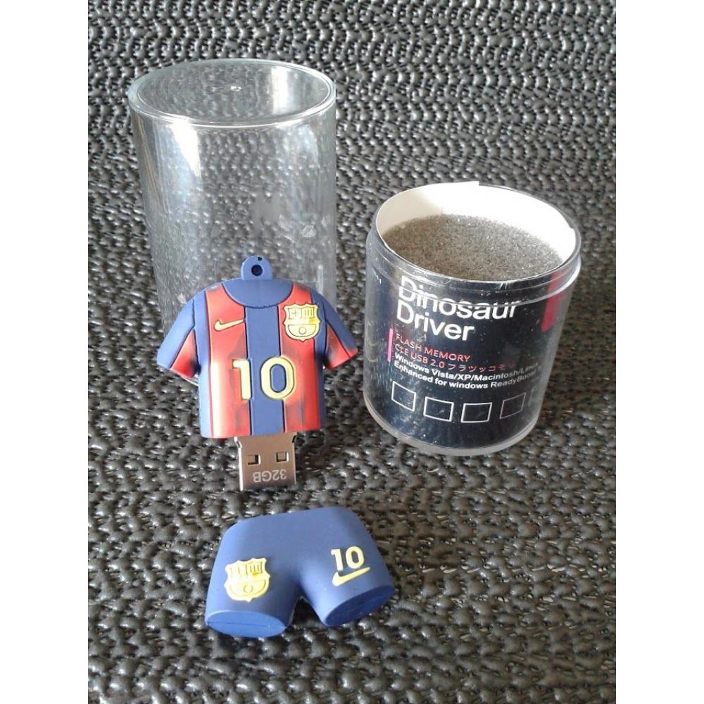 DINOSAUR DRIVER USB 20 FC BARCELONA 10 MESSI 32GB - Hepsiantika.Com